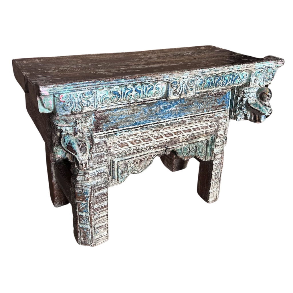 FUR637 Wooden Carved Side Table (67w34d48h)