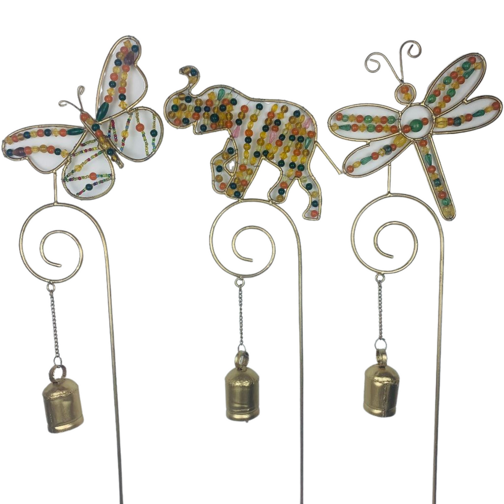 1GW Iron Garden Stakes with Beads and Bell 22x90cms