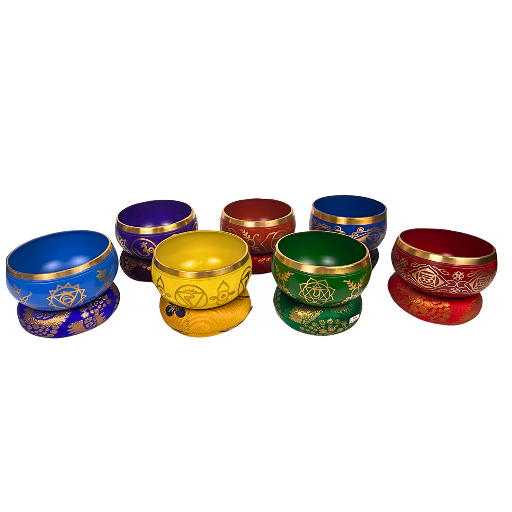 1GW Chakra Singing Bowls set pf 7 in box with cushion and mallet GW590