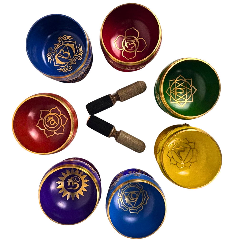 1GW Chakra Singing Bowls set pf 7 in box with cushion and mallet GW590